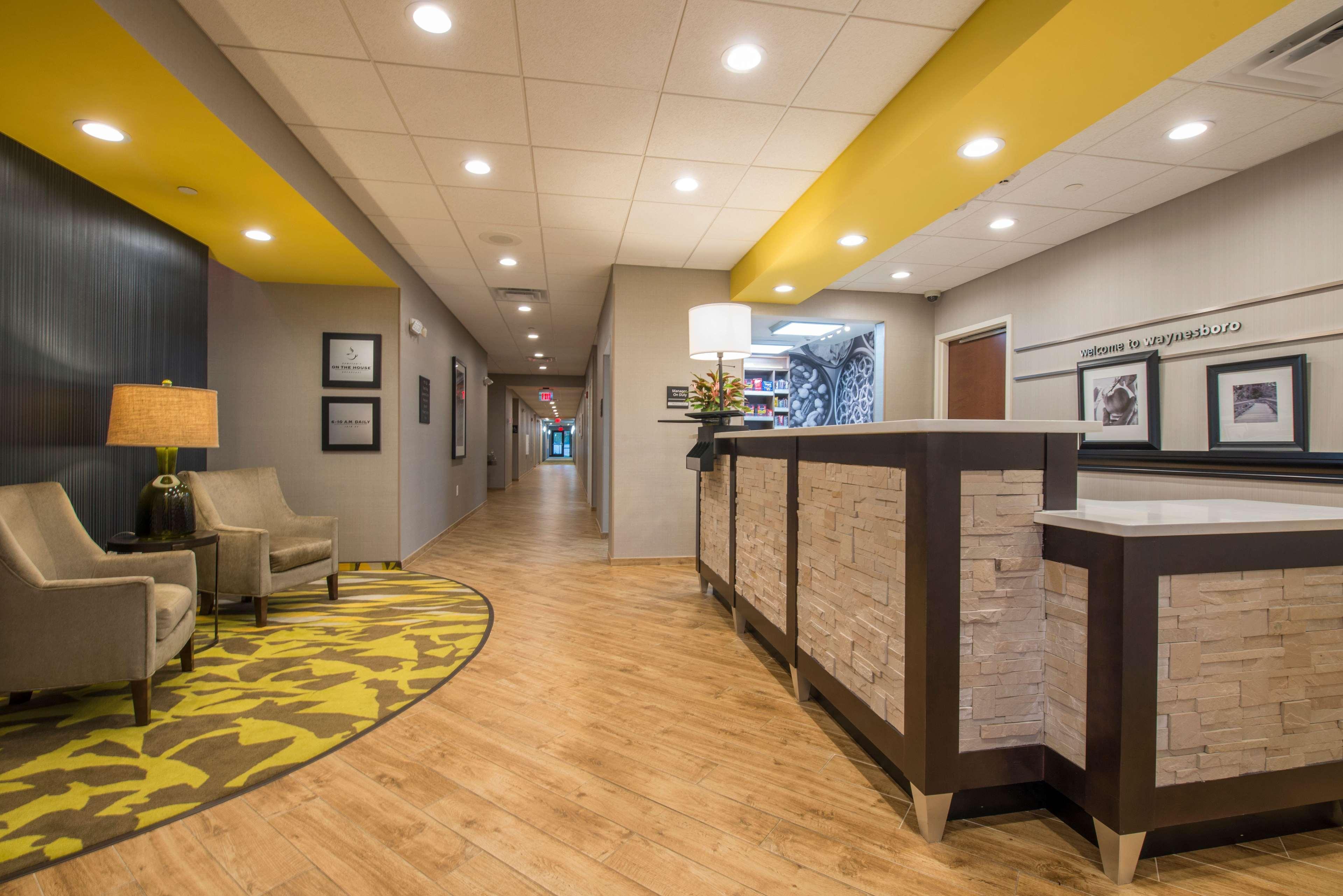 Hampton Inn Waynesboro Buitenkant foto